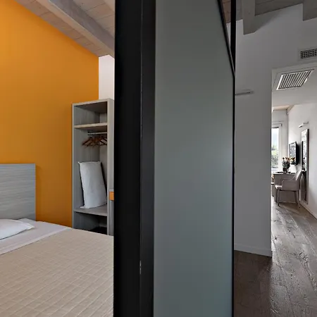 Caffe Maya Aparthotel Maslianico