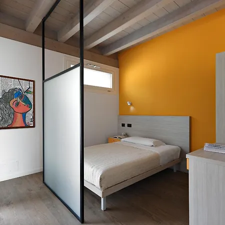 Caffe Maya Aparthotel Maslianico