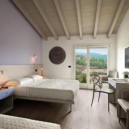 Apart-hotel Caffe Maya 4*