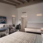 Aparthotel Caffe Maya