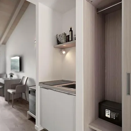 Caffe Maya Apartahotel Maslianico